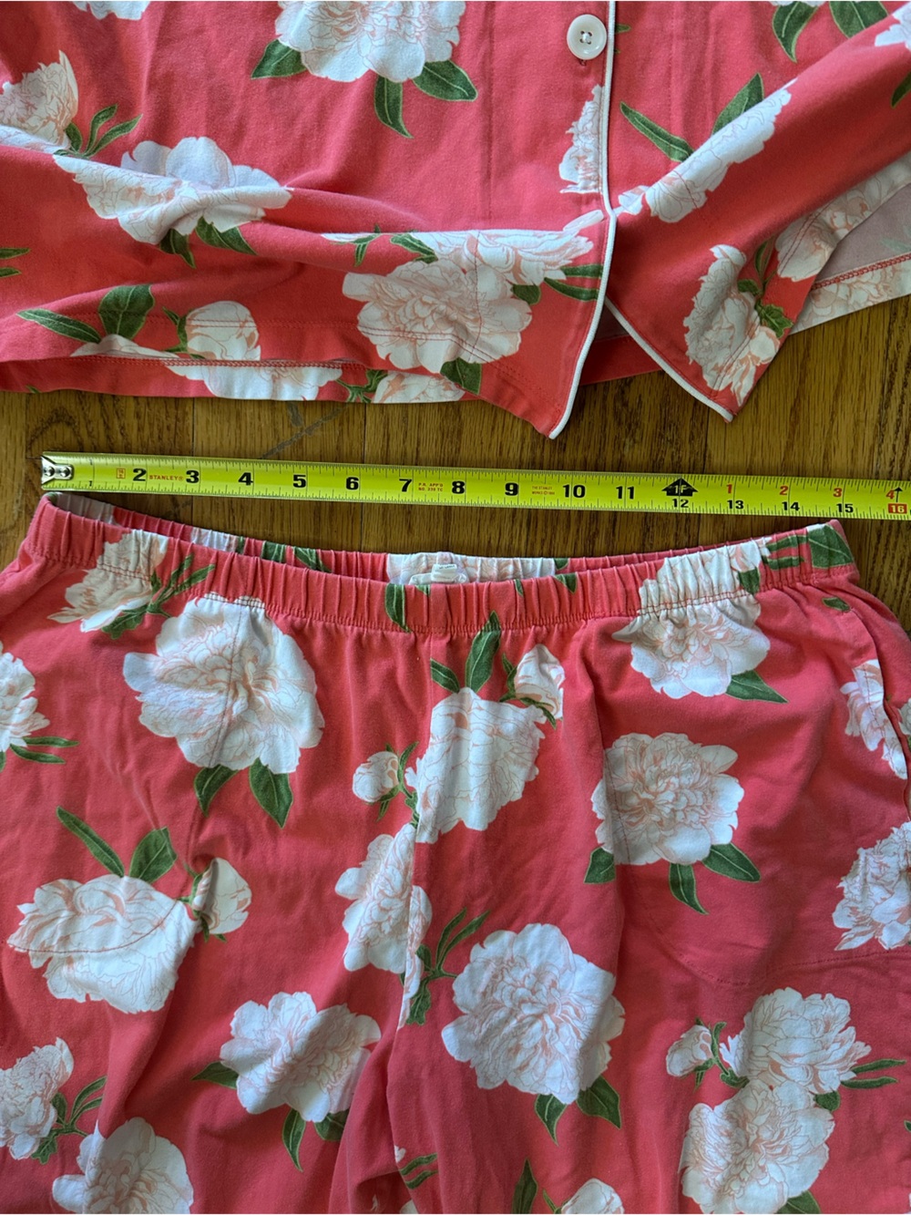 BedHead Pajamas Cropped Perfect Peonies Jersey Pajama Set - Picture 8 of 9